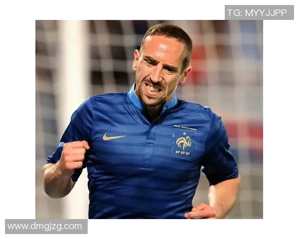 热爱足球的明星们都有哪些他们的偶像与崇拜的足球明星呢